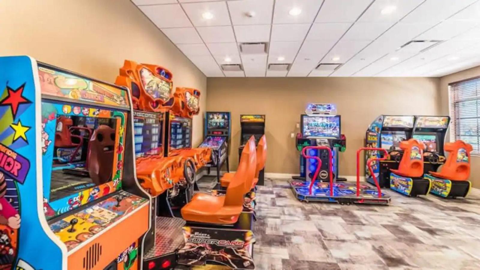 Game Room Heated Pool Anime Adventure Kissimmee Bagian luar foto